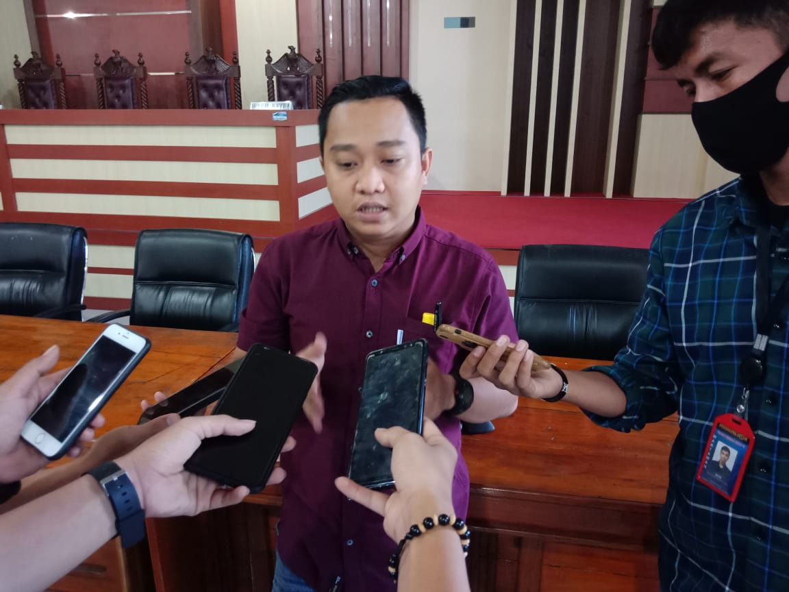 DPRD PROVINSI KECEWA DIREKTUR PT. SBP TIDAK HADIR DI RAPAT DENGAR PENDAPAT